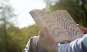 How to Use Reading to Become a Better Writer